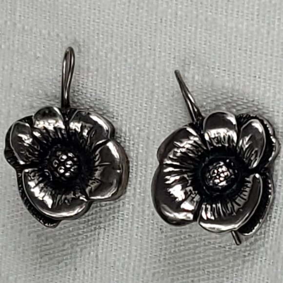 Beautiful Vintage Silver 925 Floral Flower Earrings Hook Clasp Backs - Picture 1 of 8